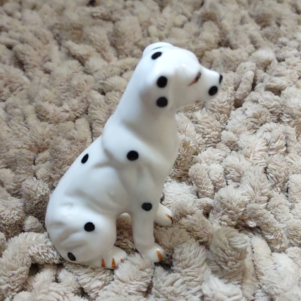 Dalmatian Dog White Black porcelain figurine 3 inches tall - Picture 2 of 6